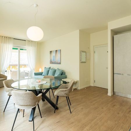 Domus Verona - Ampia Residenza Filippini A Pochi Passi Dall'Arena Екстериор снимка