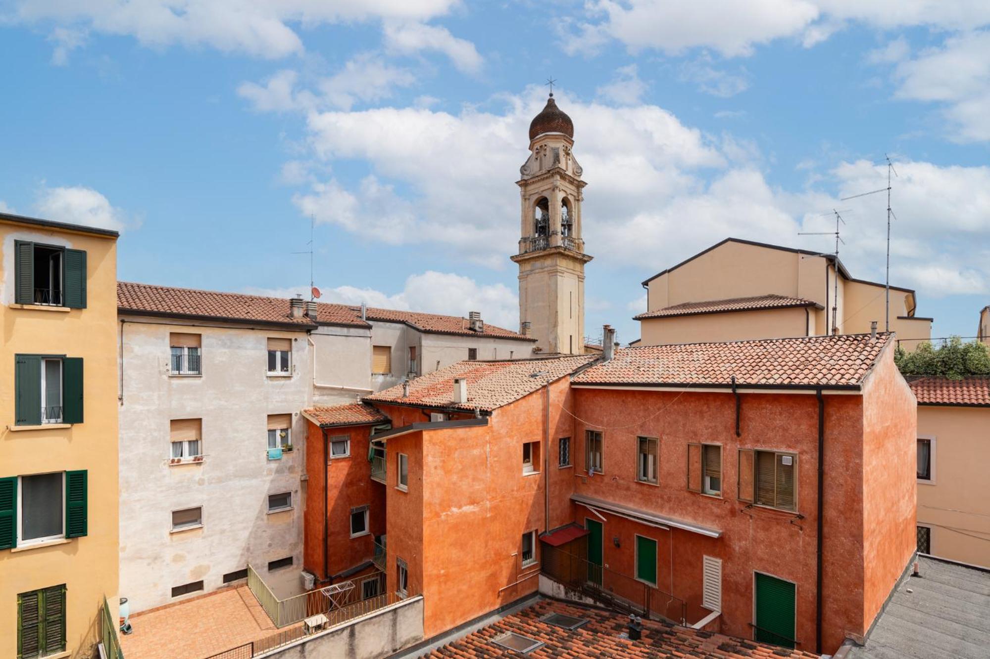 Domus Verona - Ampia Residenza Filippini A Pochi Passi Dall'Arena Екстериор снимка