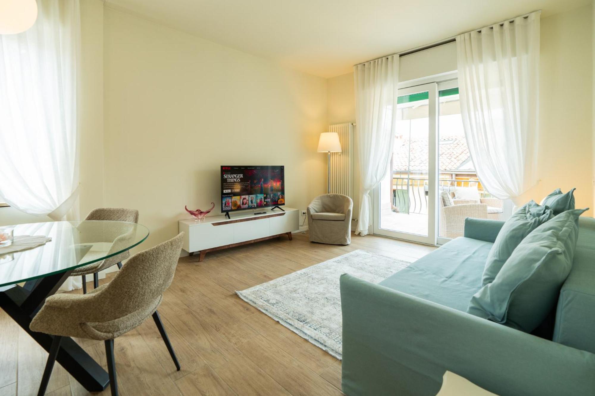 Domus Verona - Ampia Residenza Filippini A Pochi Passi Dall'Arena Екстериор снимка